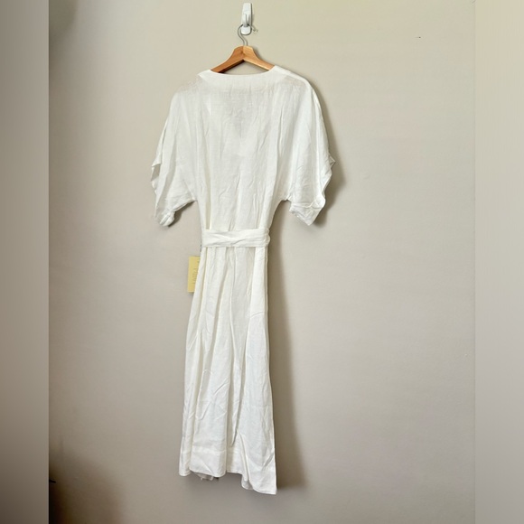 Birds of Paradis Beachy Coastal Style Ivory Linen V-Neck Belted Split Midi Dress - Picture 5 of 12